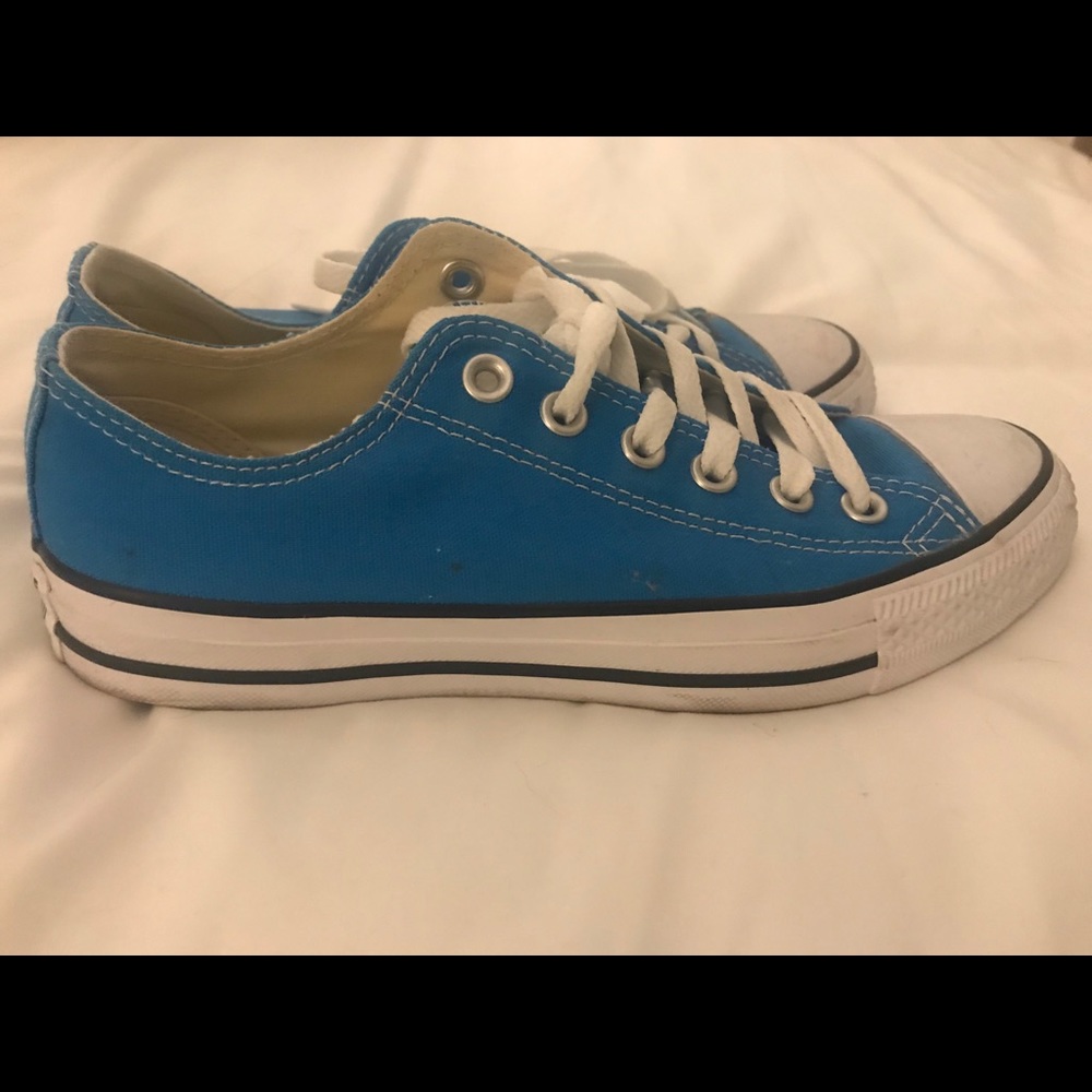 Chuck Taylor Converse 7.5